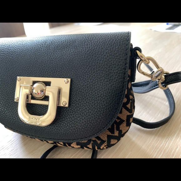 Handbag - Picture 3 of 5